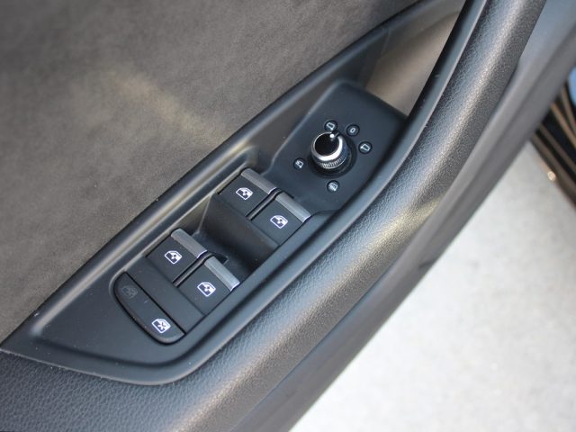 AUDI A4 usata, con Luci diurne LED