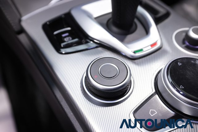 ALFA ROMEO Stelvio usata, con Controllo elettronico della corsia
