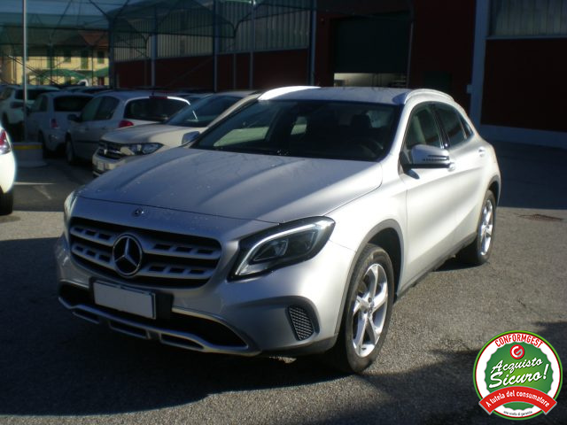 MERCEDES-BENZ GLA 200 usata, con Cerchi in lega