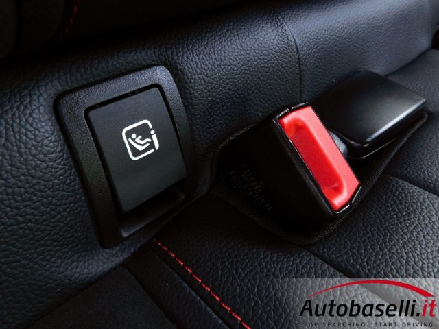 MERCEDES-BENZ GLC 43 AMG usata, con Carica per smartphone a induzione