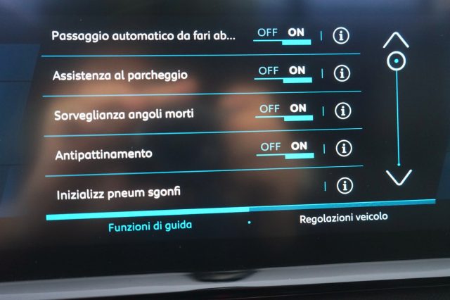 PEUGEOT 3008 usata, con Fari LED