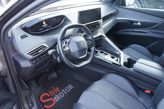 PEUGEOT 3008 usata, con Autoradio