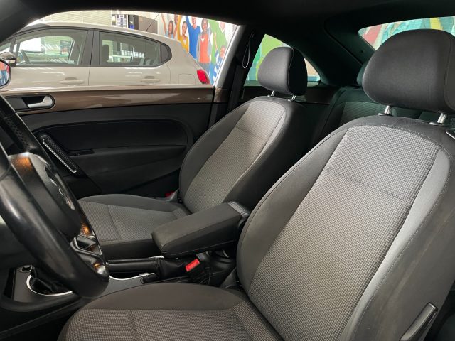 VOLKSWAGEN Maggiolino usata, con Climatizzatore