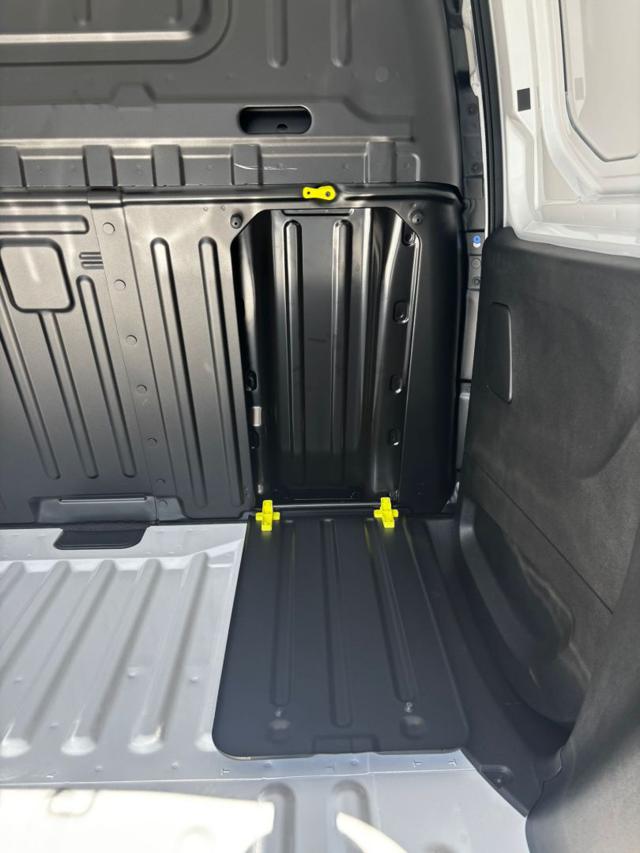 FIAT E-Doblo usata, con Park Distance Control