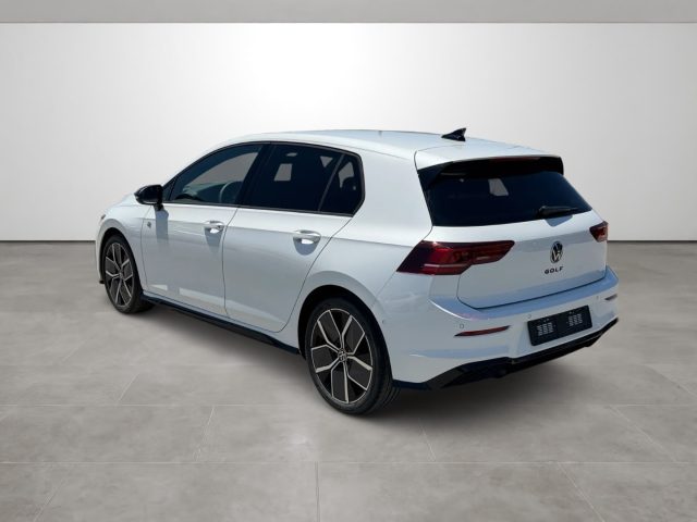 VOLKSWAGEN Golf usata, con Autoradio