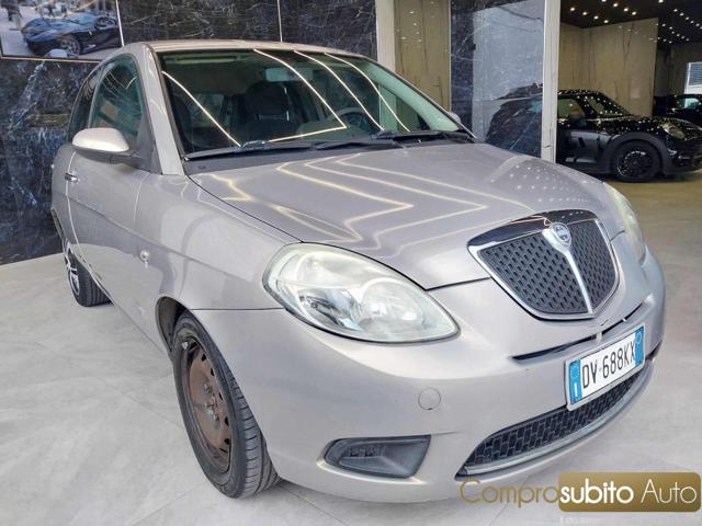 LANCIA Ypsilon usata, con Alzacristalli elettrici