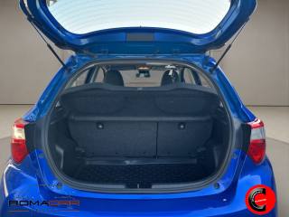 TOYOTA Yaris usata, con Bracciolo