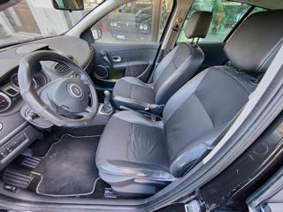 RENAULT Clio usata, con Autoradio
