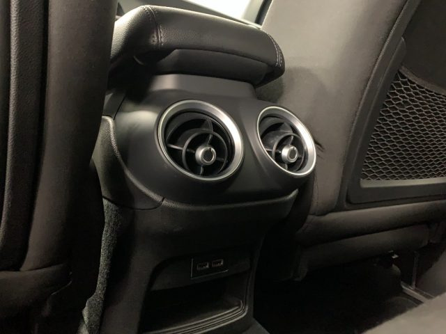 ALFA ROMEO Stelvio usata, con Vetri oscurati