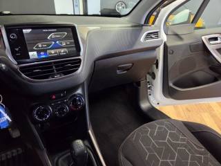 PEUGEOT 2008 usata, con Climatizzatore