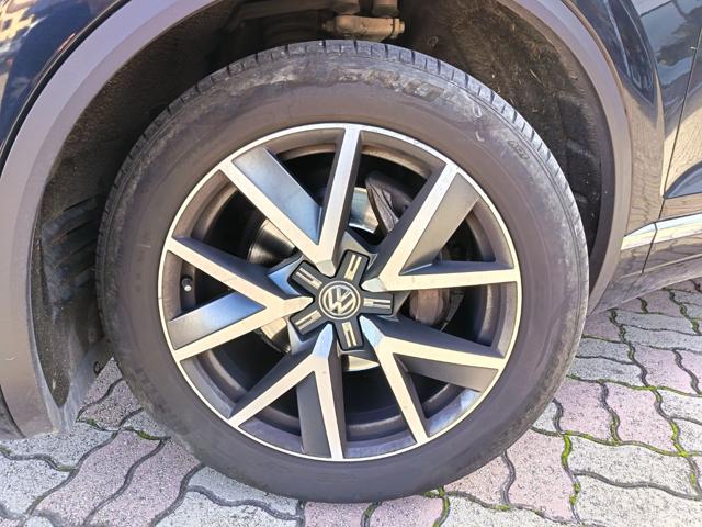 VOLKSWAGEN Touareg usata, con Chiusura centralizzata