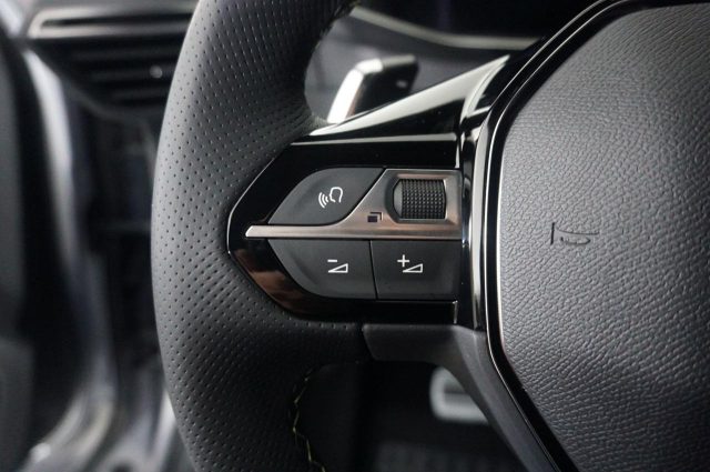 PEUGEOT 2008 usata, con USB