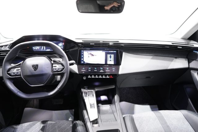 PEUGEOT 408 usata 24