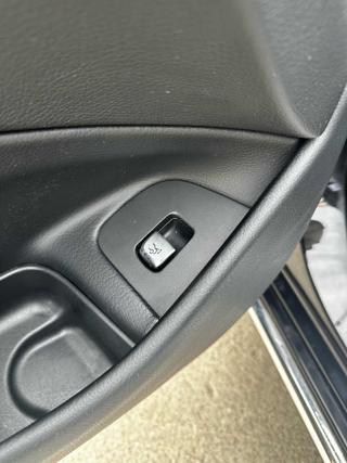 MERCEDES-BENZ E 200 usata, con Filtro antiparticolato