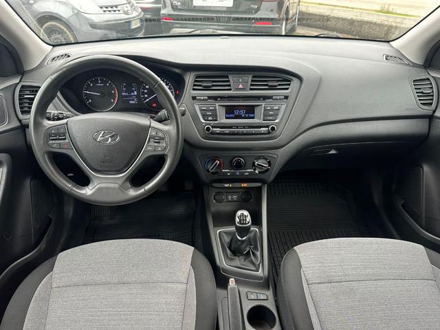 HYUNDAI i20 usata, con ESP
