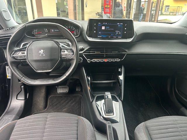 PEUGEOT 2008 usata, con Cerchi in lega
