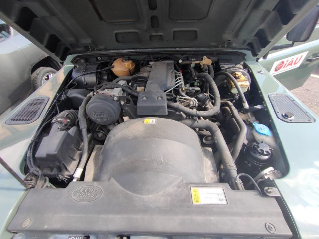 LAND ROVER Defender usata 17