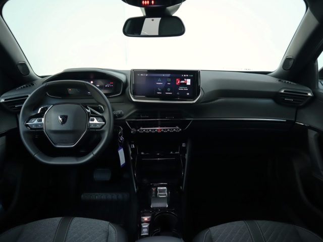 PEUGEOT 2008 usata, con USB