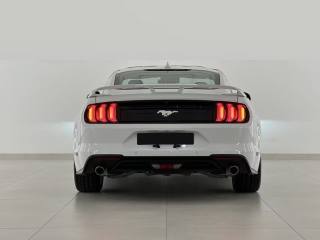 FORD Mustang usata, con Autoradio