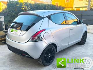 LANCIA Ypsilon usata, con Fendinebbia