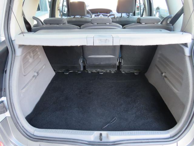 RENAULT Scenic usata 16