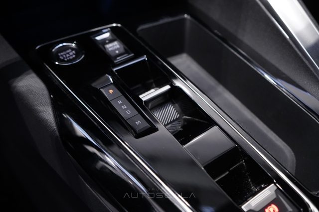 PEUGEOT 3008 usata, con Vivavoce