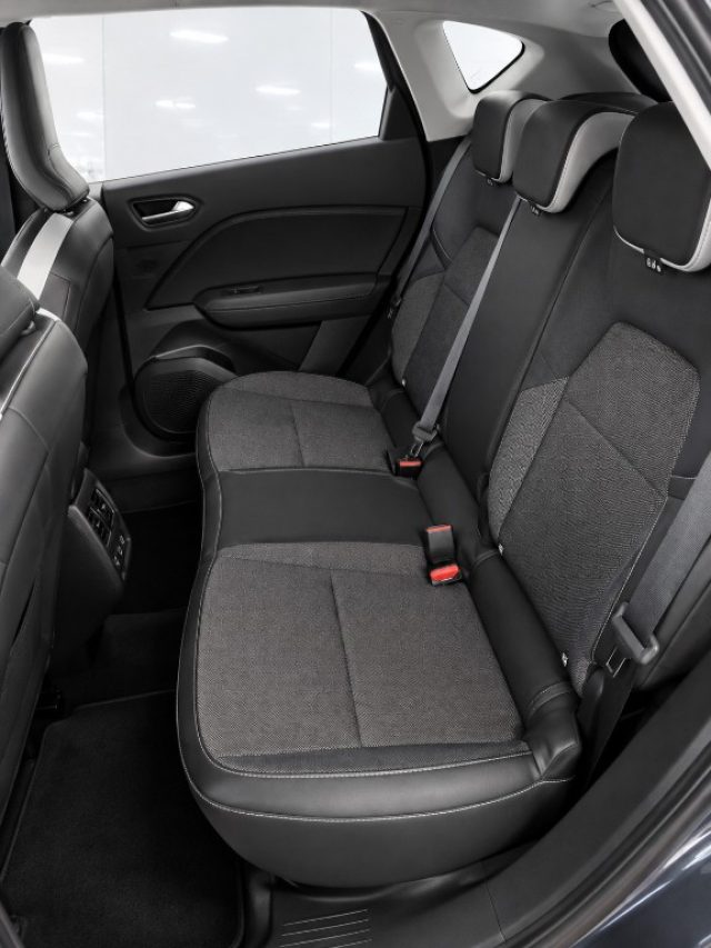 RENAULT Captur usata, con USB