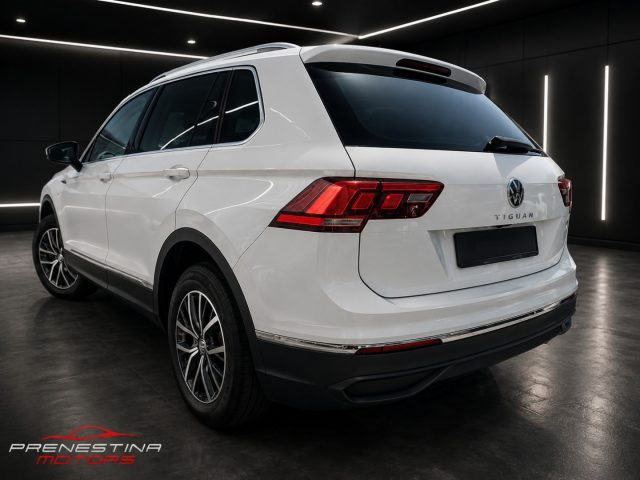 VOLKSWAGEN Tiguan usata, con Airbag laterali