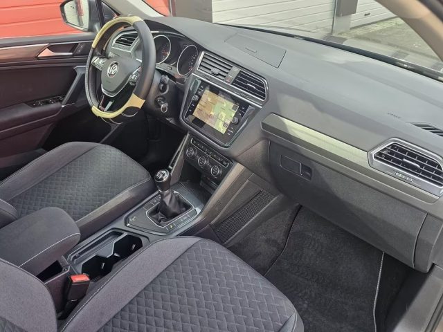 VOLKSWAGEN Tiguan usata, con Cerchi in lega