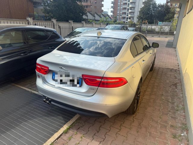 JAGUAR XE usata, con Airbag Passeggero