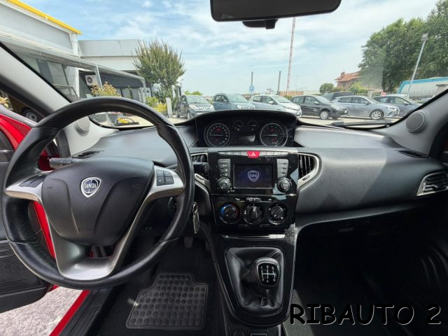 LANCIA Ypsilon usata, con Volante multifunzione
