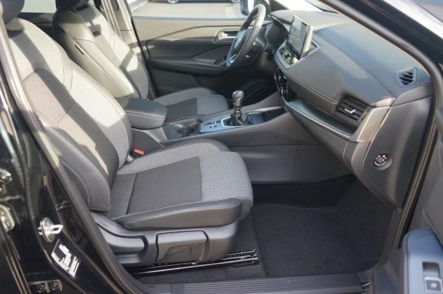 NISSAN Qashqai usata, con Sistema di navigazione
