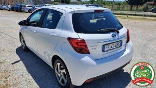 TOYOTA Yaris usata, con Airbag