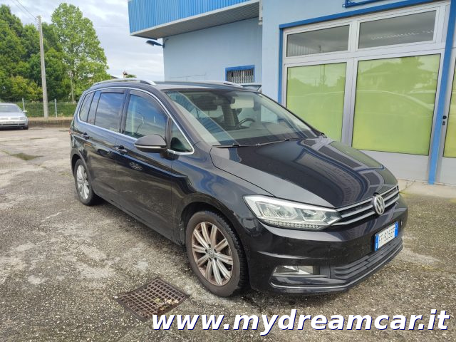 VOLKSWAGEN Touran usata, con Airbag