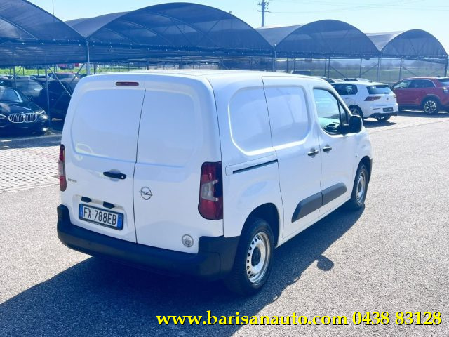 OPEL Combo usata, con Alzacristalli elettrici