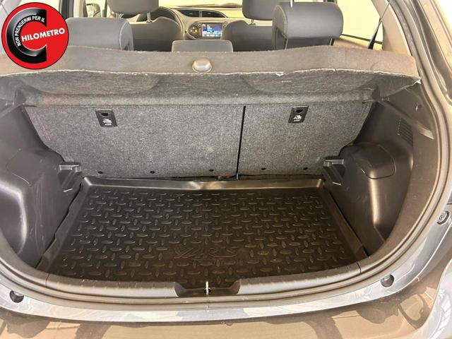 TOYOTA Yaris usata, con Sedile posteriore sdoppiato