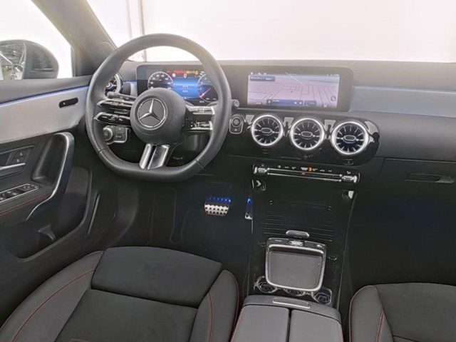 MERCEDES-BENZ A 180 usata, con Climatizzatore