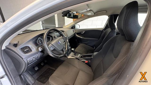 VOLVO V40 Cross Country usata, con Chiusura centralizzata