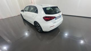 MERCEDES-BENZ A 180 usata, con Alzacristalli elettrici