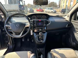 LANCIA Ypsilon usata, con ESP