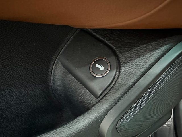 MASERATI Quattroporte usata, con Sensori di parcheggio anteriori