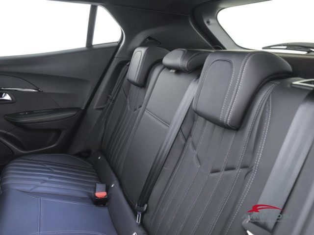 PEUGEOT 2008 usata 9