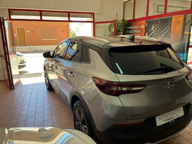 OPEL Grandland X usata, con Autoradio