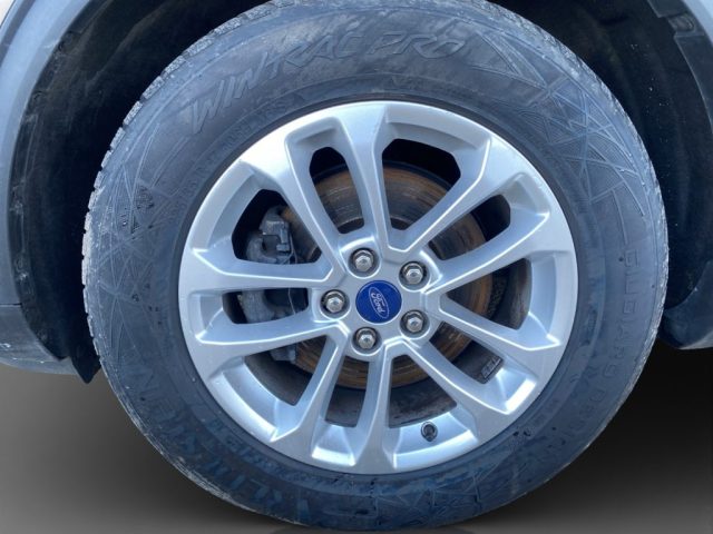 FORD Kuga usata, con Autoradio digitale