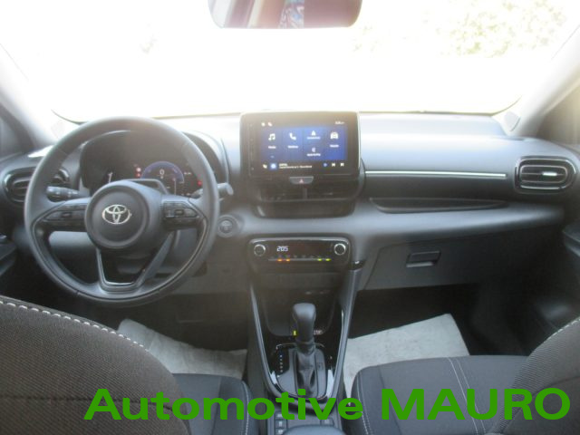 TOYOTA Yaris usata, con Bluetooth