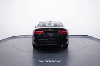 JAGUAR XE usata, con Alzacristalli elettrici
