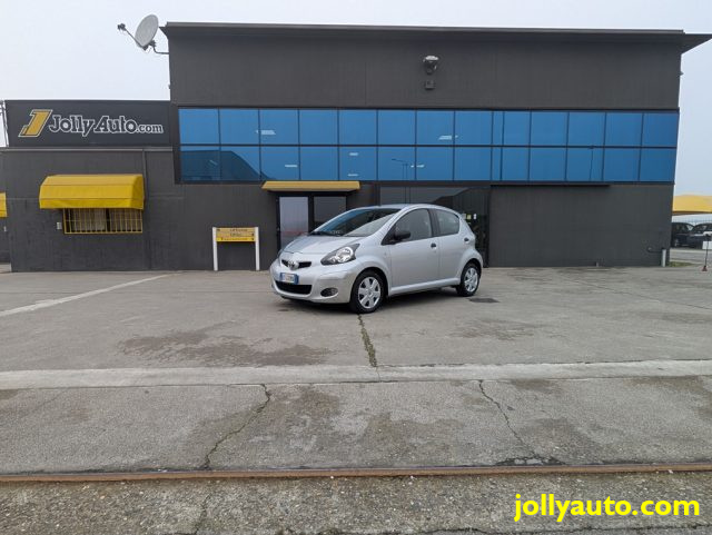 TOYOTA Aygo usata 15