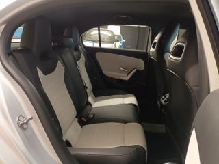 MERCEDES-BENZ A 250 usata, con Sensori di parcheggio posteriori