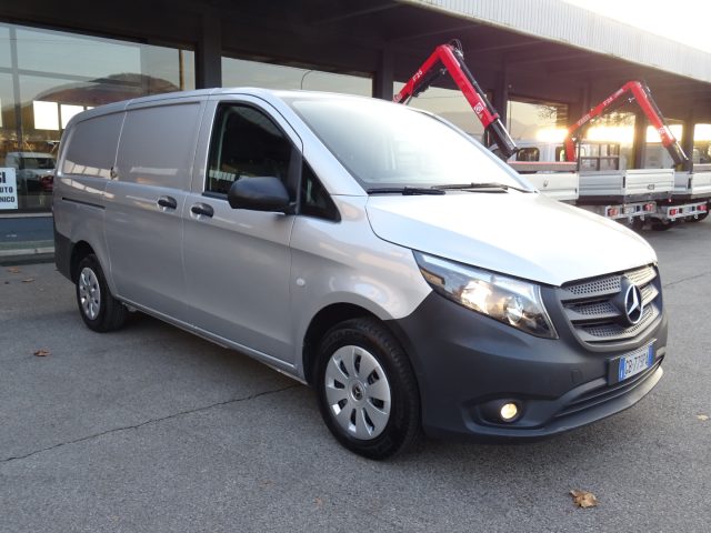 MERCEDES-BENZ Vito usata, con Airbag Passeggero