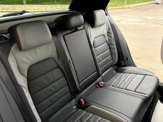 VOLKSWAGEN Golf GTI usata, con Interni in pelle